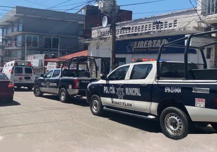 Asaltan financiera a metros del Palacio Municipal en Minatitlán