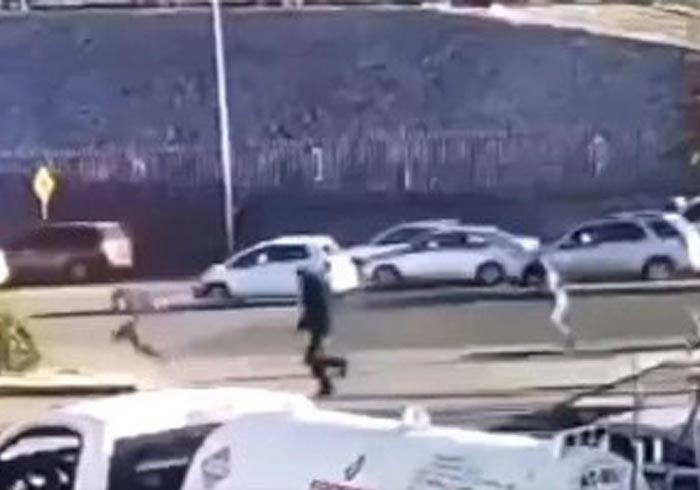 Sicarios salen corriendo tras ser embestidos por el Ejército (VIDEO)