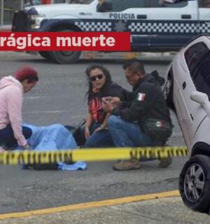 Choca mujer en moto; muere acompañante