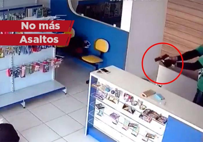 VIDEO: ¡No más robos! Dueño de tienda mata a ladrón armado