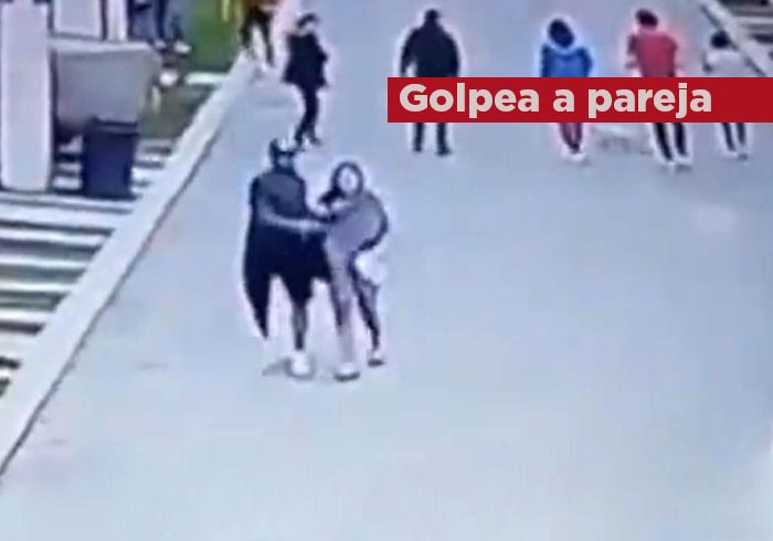 Video: Causa indignación hombre que da golpiza a su pareja en plena vía pública