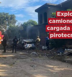 Explosión de camioneta cargada de pirotecnia