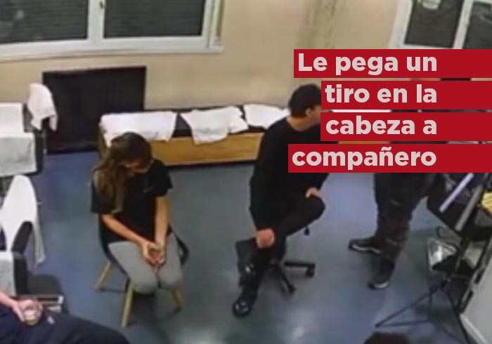 VIDEO: Le da un tiro en la cabeza a su compañero