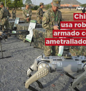 Soldado de China pasea a un perro robot armado con una ametralladora