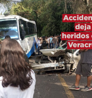 Accidente de autobús de pasajeros deja 13 heridos en Veracruz