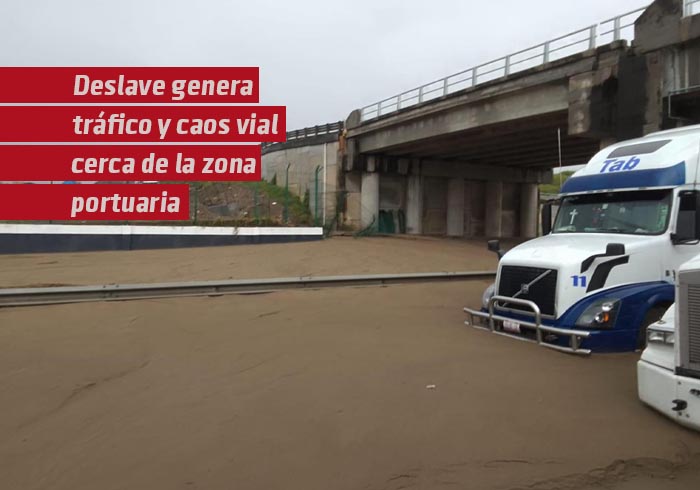 Deslave genera tráfico y caos vial cerca de la zona portuaria