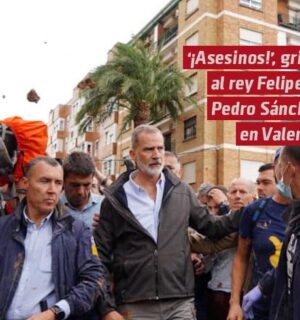 ‘¡Asesinos!’, gritan al rey Felipe y a Pedro Sánchez en Valencia