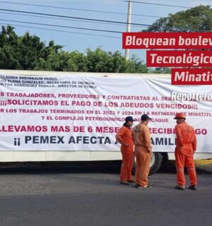 Bloquean boulevard Tecnológico de Minatitlán