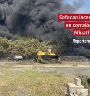 Protección Civil y Bomberos de Minatitlán sofocan incendio en corralón