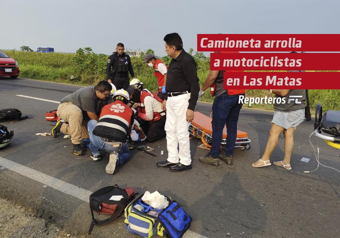 Camioneta arrolla a motociclistas en Las Matas