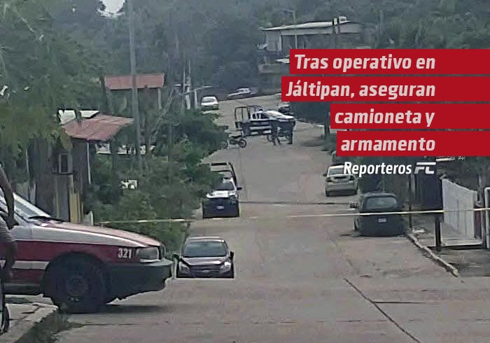 Tras operativo, Fuerzas Armadas aseguran camionetas y armamento en Jáltipan